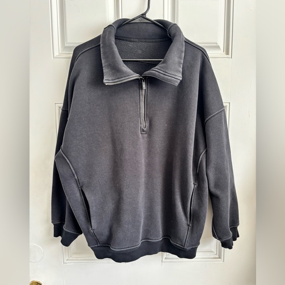 Lululemon Black Half-Zip Pullover Sweatshirt M/L oversized - Picture 3 of 7